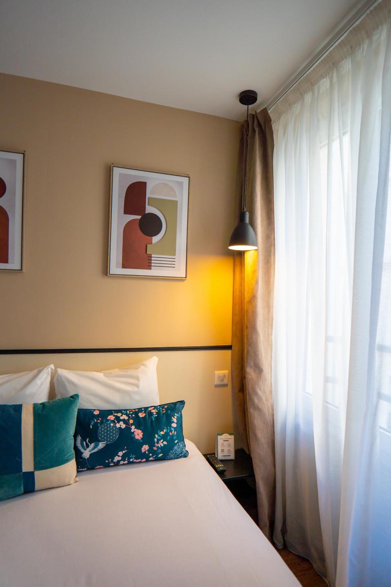 Lilas Blanc Hotel Parijs
